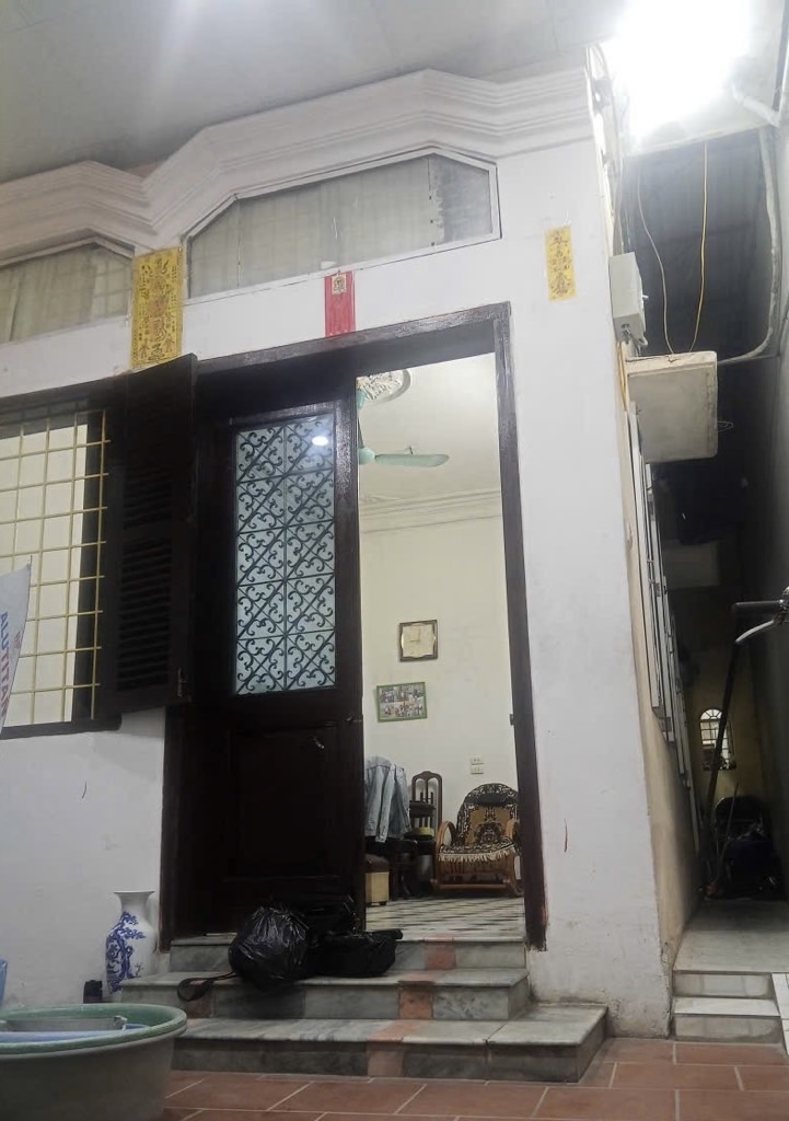 Bán nhà Nguyễn Ngọc Nại - diện tích 67m2 3 tầng - ngõ ô tô thông - giá 17,6 tỷ