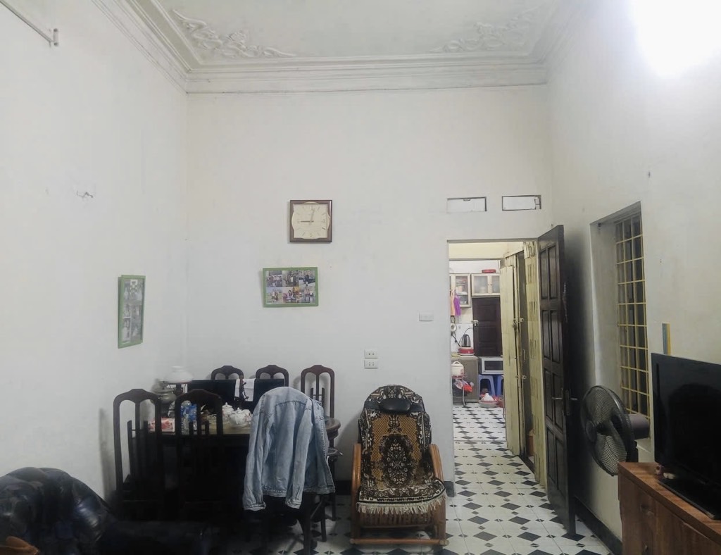 Bán nhà Nguyễn Ngọc Nại - diện tích 67m2 3 tầng - ngõ ô tô thông - giá 17,6 tỷ