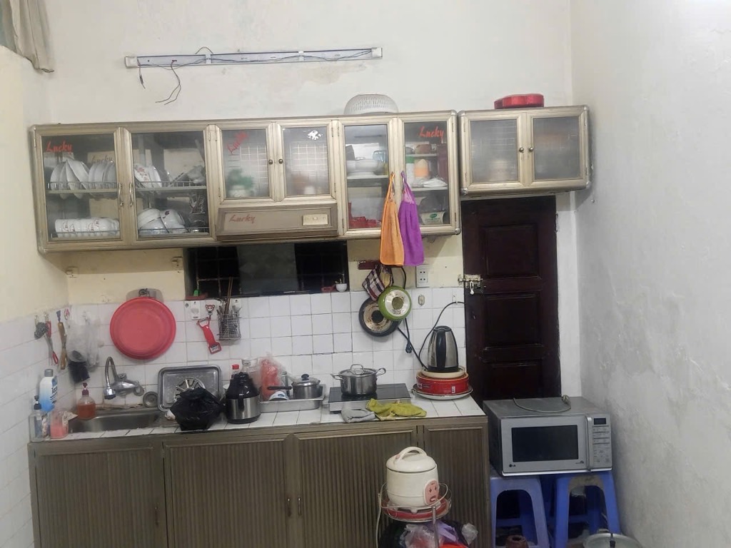 Bán nhà Nguyễn Ngọc Nại - diện tích 67m2 3 tầng - ngõ ô tô thông - giá 17,6 tỷ