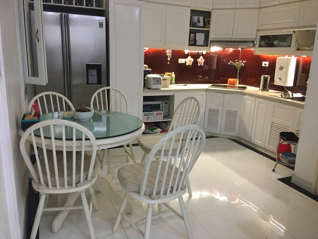 Bán nhà Thái Hà - diện tích 60m2 4 tầng - Ô tô đỗ cổng - giá 16 tỷ