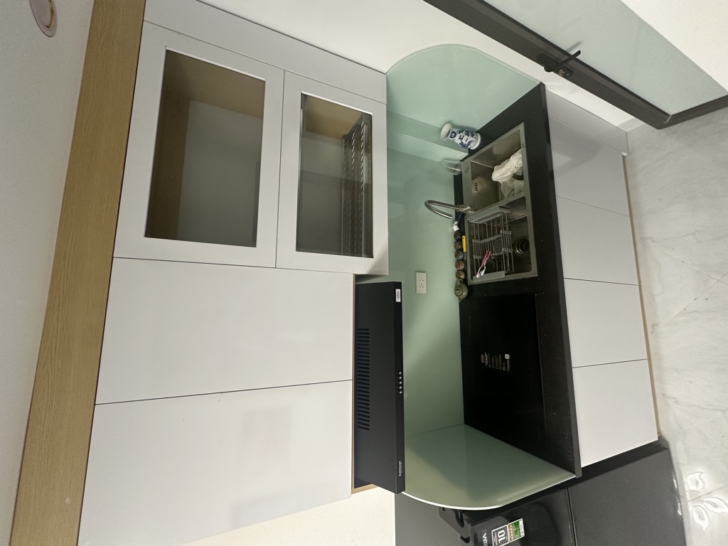 Bán nhà Đê Tô Hoàng - diện tích 15m2 4 tầng - Nhà mới kính koong, vị trí siêu đẹp - giá 5,9 tỷ