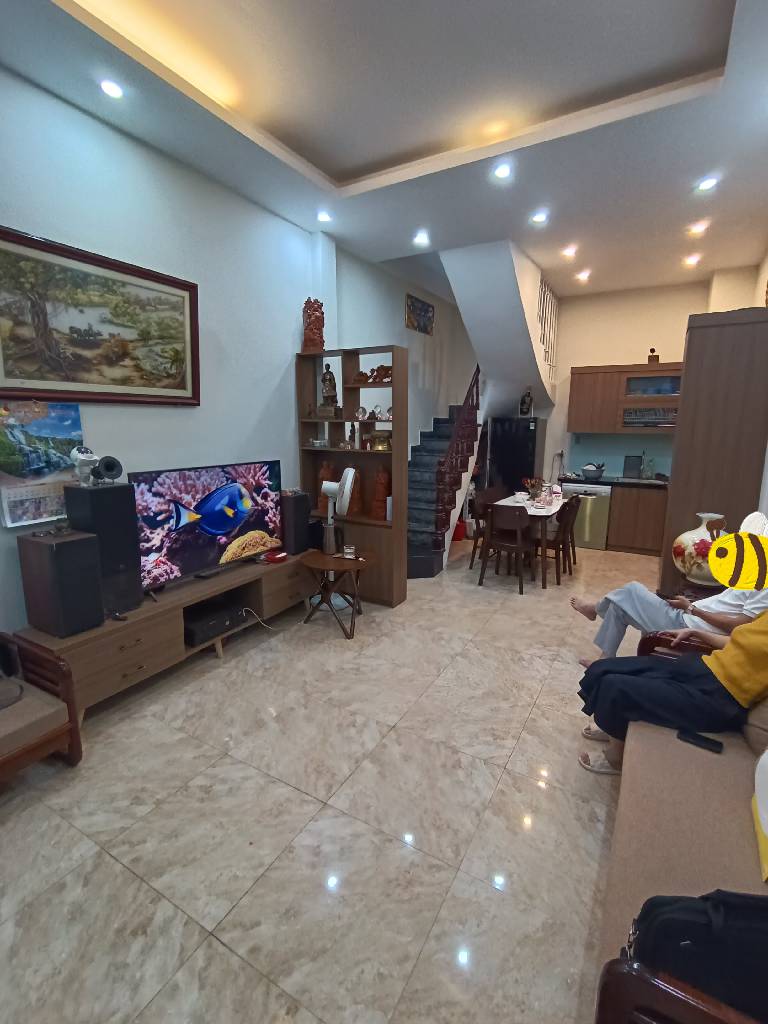 Bán nhà Thái Hà - diện tích 35m2 4 tầng - Ô TÔ ĐỖ - giá 15,3 tỷ