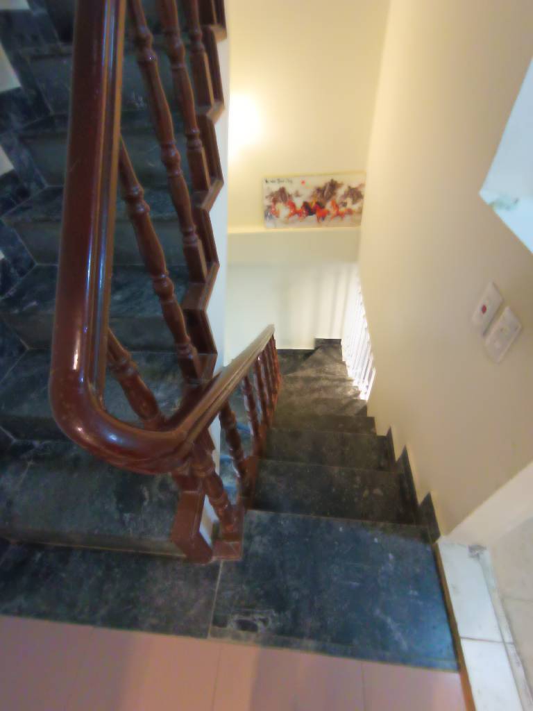 Bán nhà Thái Hà - diện tích 35m2 4 tầng - Ô TÔ ĐỖ - giá 15,3 tỷ