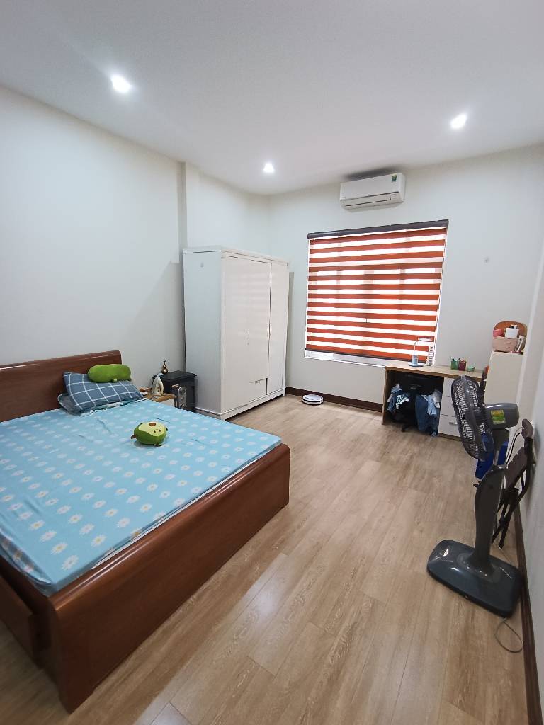 Bán nhà Thái Hà - diện tích 35m2 4 tầng - Ô TÔ ĐỖ - giá 15,3 tỷ