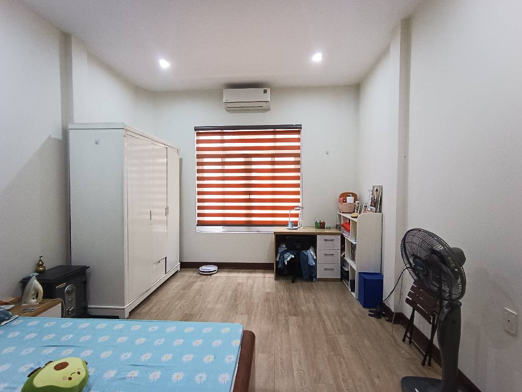 Bán nhà Thái Hà - diện tích 35m2 4 tầng - Ô TÔ ĐỖ - giá 15,3 tỷ