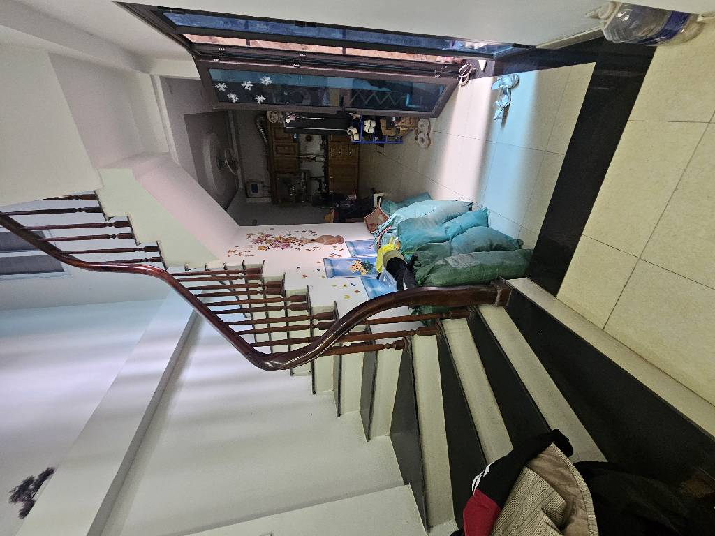 Bán nhà Tam Trinh - diện tích 42.8m2 4 tầng - Ô tô tránh - giá 8,9 tỷ