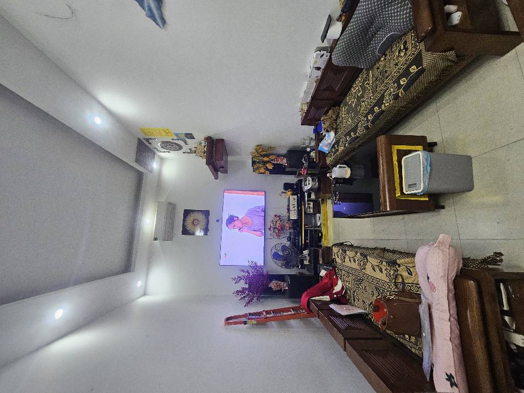 Bán nhà Tam Trinh - diện tích 42.8m2 4 tầng - Ô tô tránh - giá 8,9 tỷ