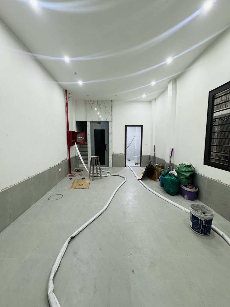 Bán nhà ngõ Linh Quang - diện tích 35,2m2 7 tầng - Nhà lô góc 2 mặt thoáng - giá 11,8 tỷ