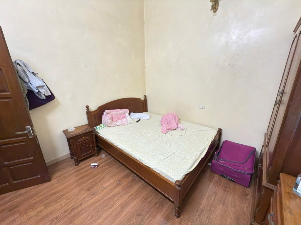 Bán nhà Hồng Mai - diện tích 46,5m2 3 tầng - Ô TÔ ĐỖ CỬA - giá 16,3 tỷ