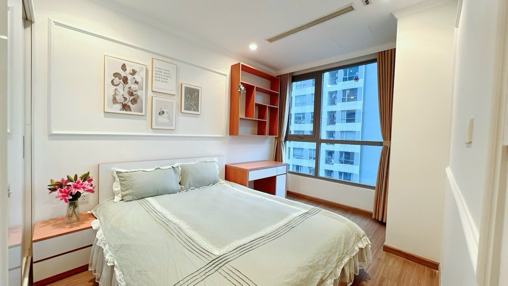 Bán nhà Lĩnh Nam - diện tích 71m2 1 tầng - Căn hộ cao cấp Park 2 – Times City - giá 11,3 tỷ