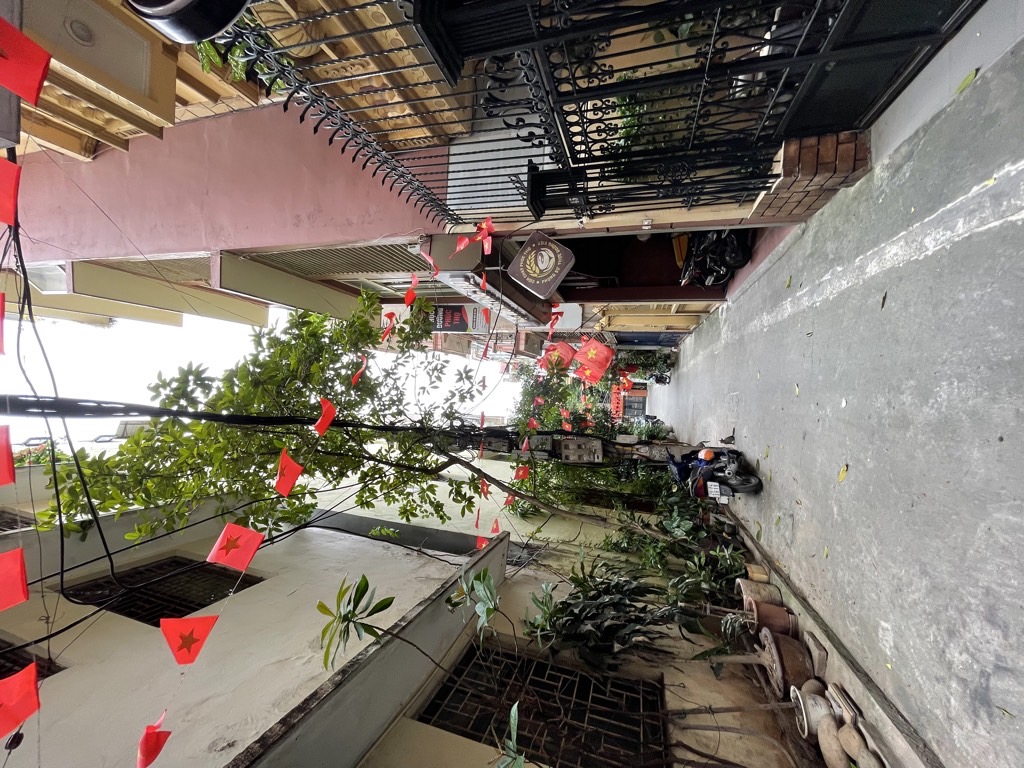 Bán nhà Tây Sơn - diện tích 71.9m2 4 tầng - Lõi Đống Đa - giá 24,2 tỷ