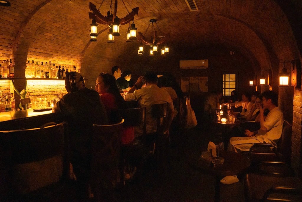 Bán nhà Tây Sơn - diện tích 71.9m2 4 tầng - Lõi Đống Đa - giá 24,2 tỷ