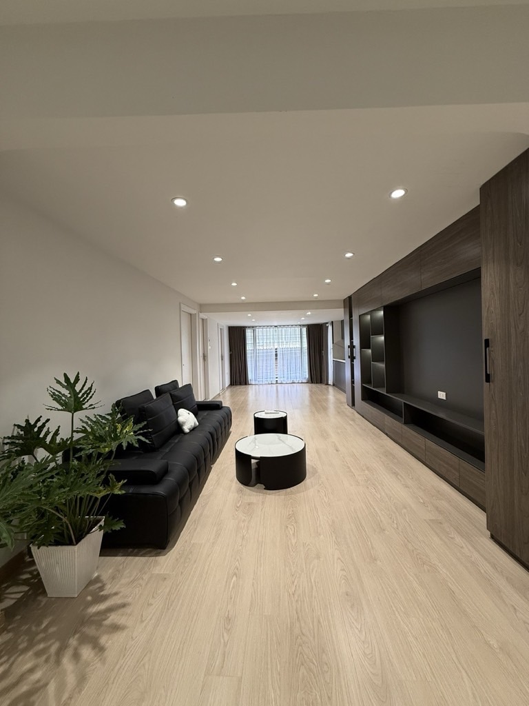 Bán nhà Nguyễn Quý Đức - diện tích 120m2 1 tầng - nhà mới đẹp, full nội thất - giá 4,6 tỷ