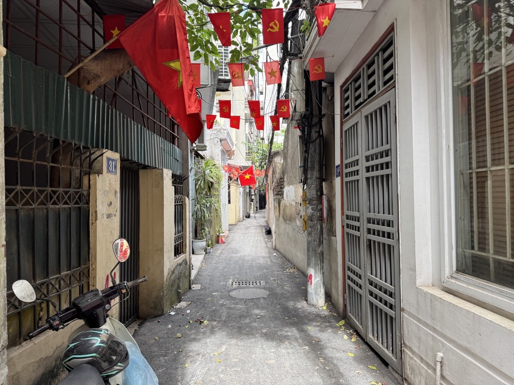 Bán nhà Khương Đình - diện tích 41.5m2 1 tầng - gần ô tô - giá 4 tỷ