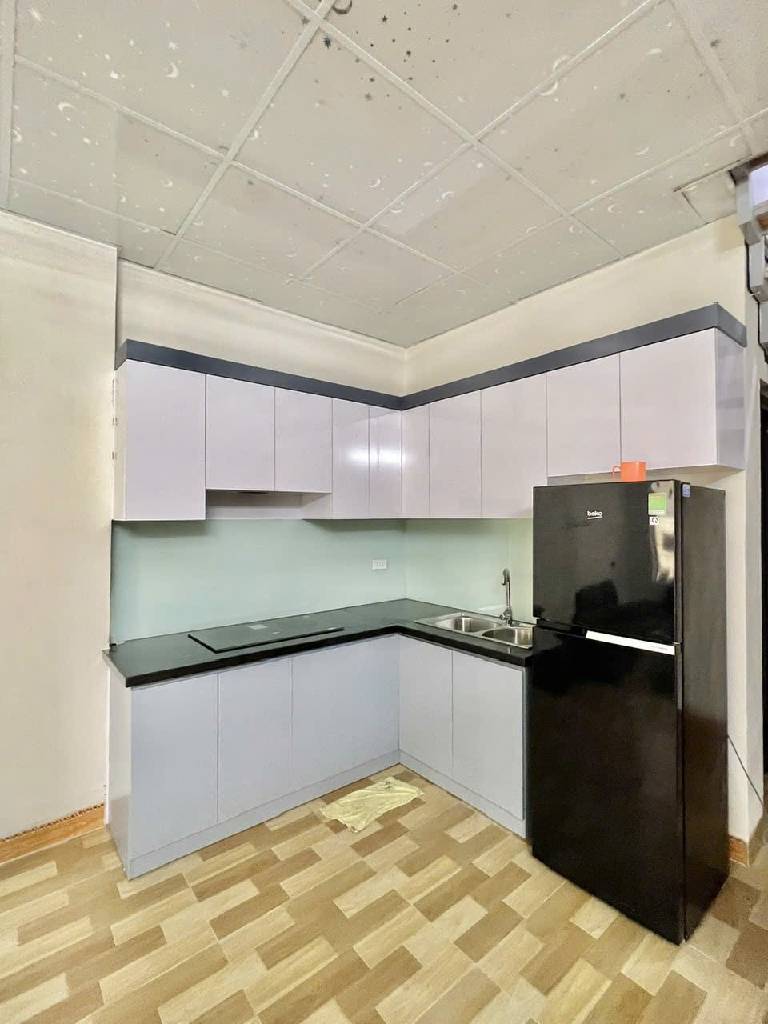 Bán nhà Vĩnh Hưng - diện tích 125.6m2 2 tầng - Ngõ ba gác - giá 11 tỷ