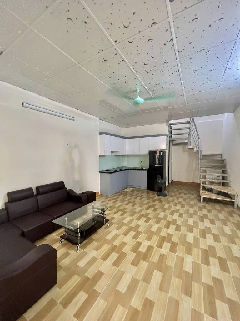 Bán nhà Vĩnh Hưng - diện tích 125.6m2 2 tầng - Ngõ ba gác - giá 11 tỷ