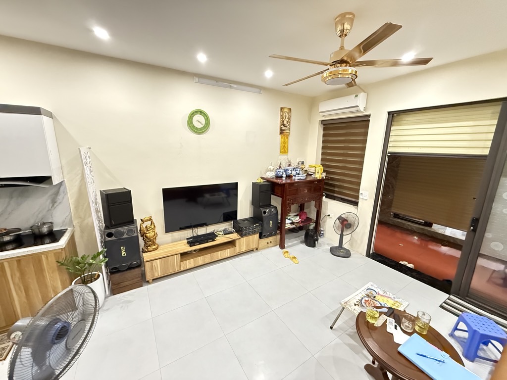 Bán nhà Tân Khai - diện tích 33m2 2 tầng - Cách ô tô 10m - giá 1,95 tỷ