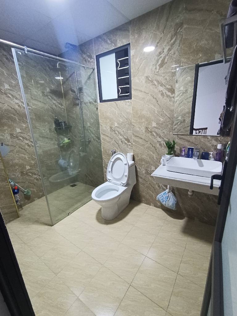 Bán nhà Bùi Xương Trạch - diện tích 66,2m2 4 tầng - gần ô tô - giá 16 tỷ