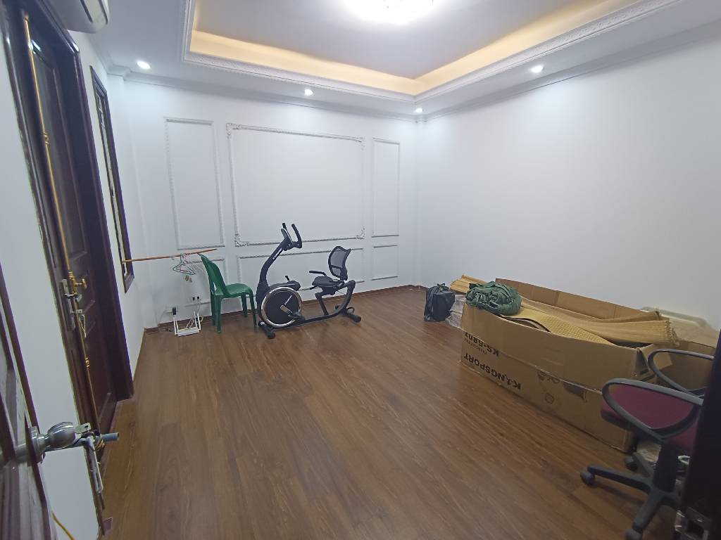 Bán nhà Bùi Xương Trạch - diện tích 66,2m2 4 tầng - gần ô tô - giá 16 tỷ