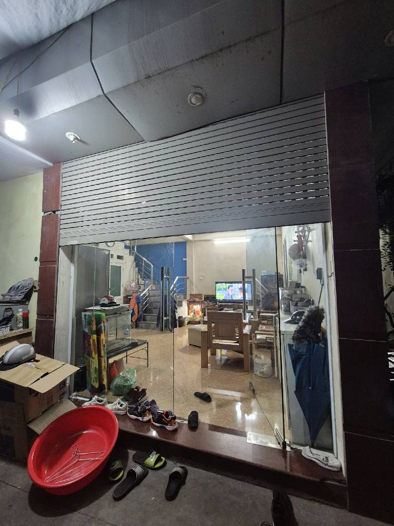 Bán nhà Bùi Xương Trạch - diện tích 31m2 4 tầng - Lô góc, ô tô đỗ cửa - giá 3,4 tỷ