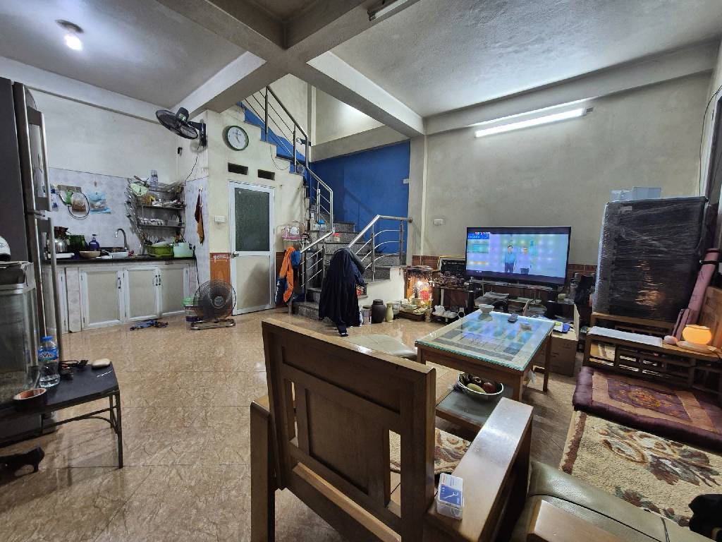 Bán nhà Bùi Xương Trạch - diện tích 31m2 4 tầng - Lô góc, ô tô đỗ cửa - giá 3,4 tỷ