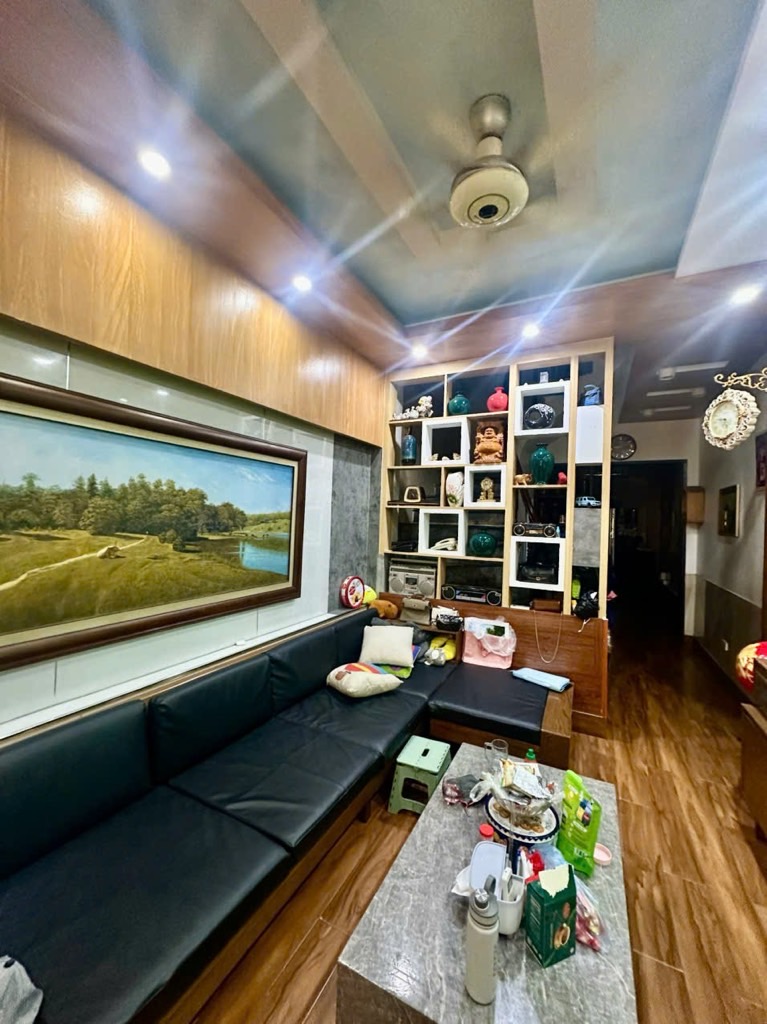 Bán nhà Đê Trần Khát Chân - diện tích 45m2 4 tầng - Ô TÔ VÀO NHÀ - giá 13,3 tỷ