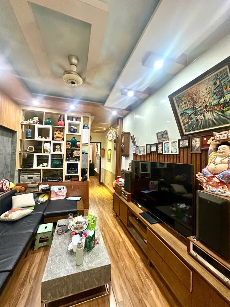 Bán nhà Đê Trần Khát Chân - diện tích 45m2 4 tầng - Ô TÔ VÀO NHÀ - giá 13,3 tỷ