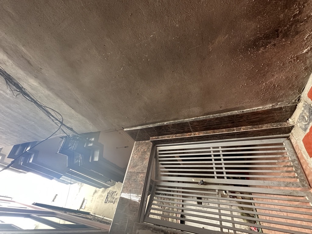 Bán nhà Chính Kinh - diện tích 45.2m2 3 tầng - gần ô tô - giá 8,9 tỷ