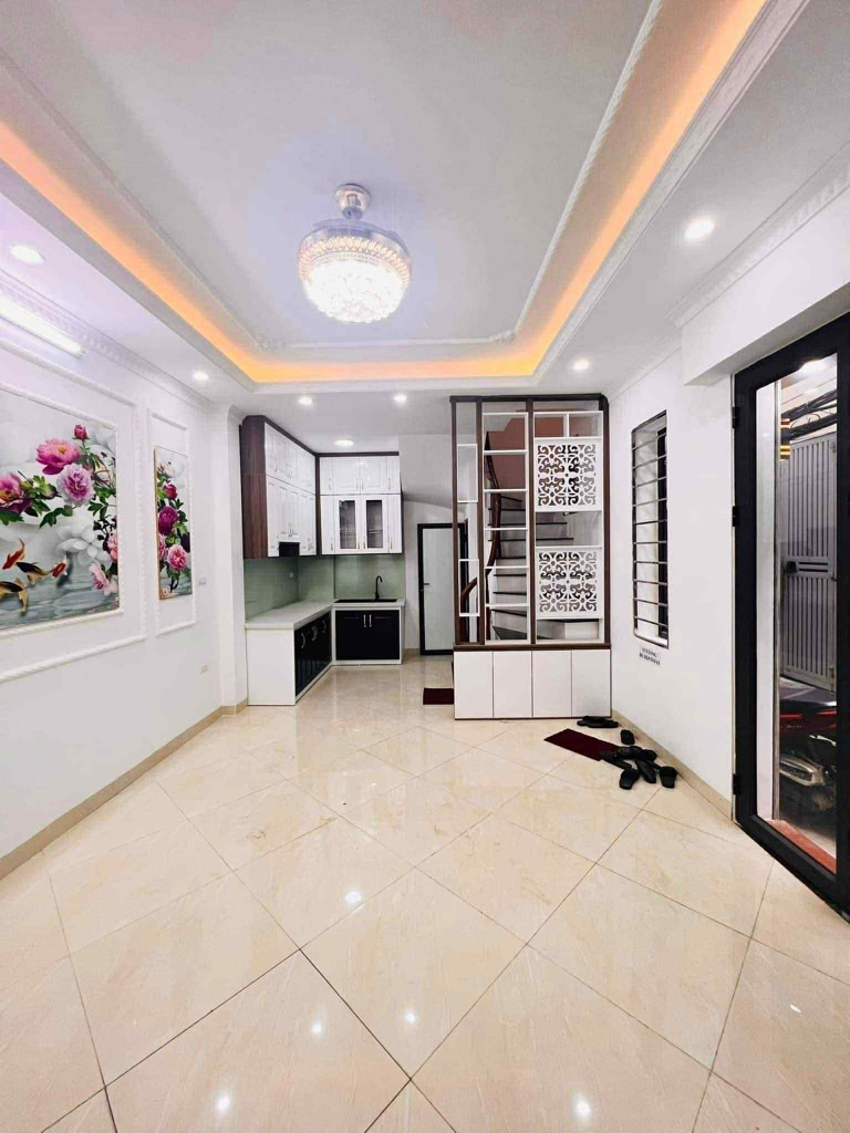 Bán nhà Kim Ngưu - diện tích 30m2 5 tầng - Nhà đẹp hiếm có - giá 8,6 tỷ