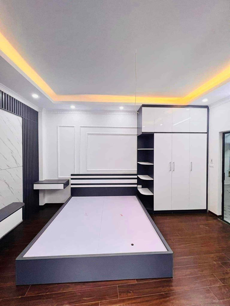 Bán nhà Kim Ngưu - diện tích 30m2 5 tầng - Nhà đẹp hiếm có - giá 8,6 tỷ