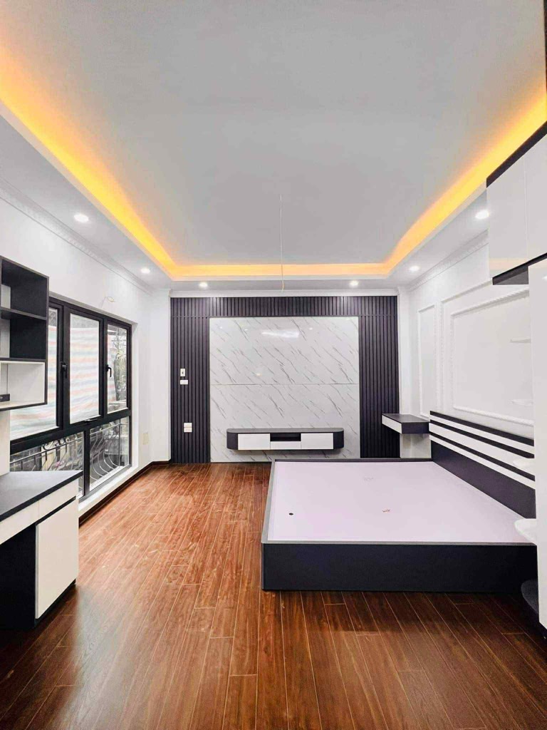 Bán nhà Kim Ngưu - diện tích 30m2 5 tầng - Nhà đẹp hiếm có - giá 8,6 tỷ