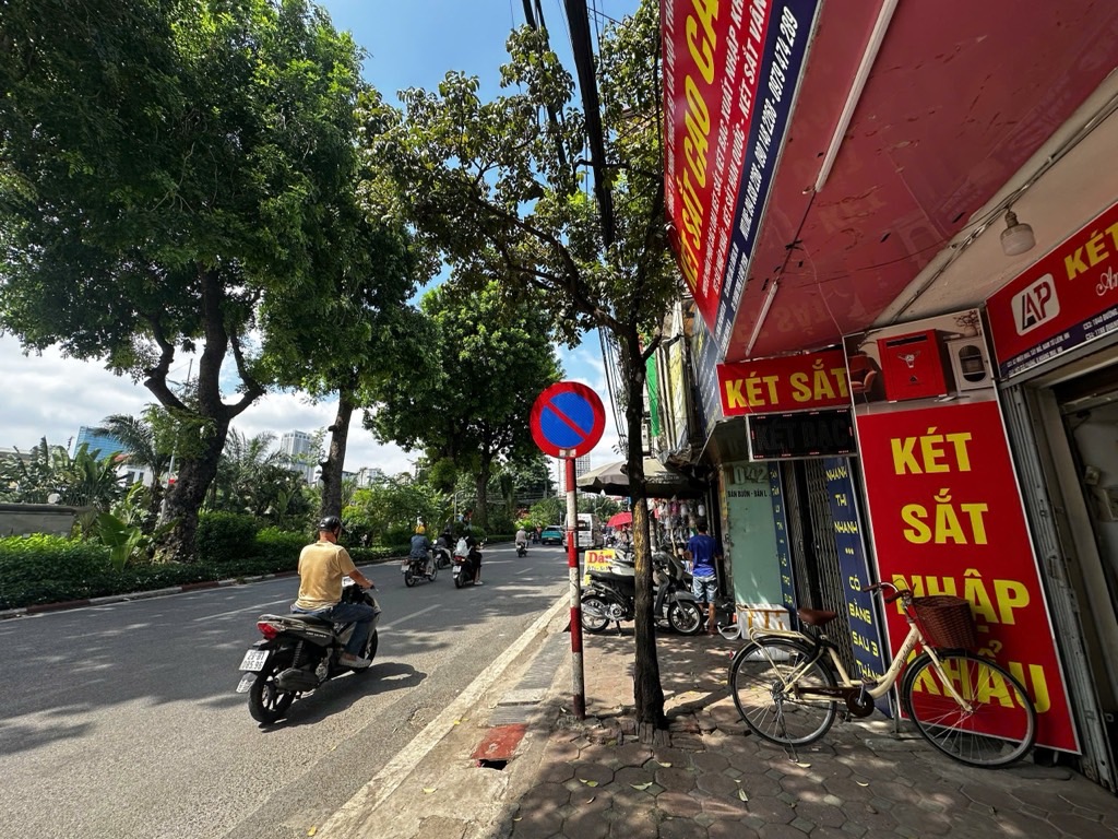 Bán nhà Láng - diện tích 125m2 3 tầng - Nhà 3 tầng đang làm căn hộ cho thuê - giá 22 tỷ