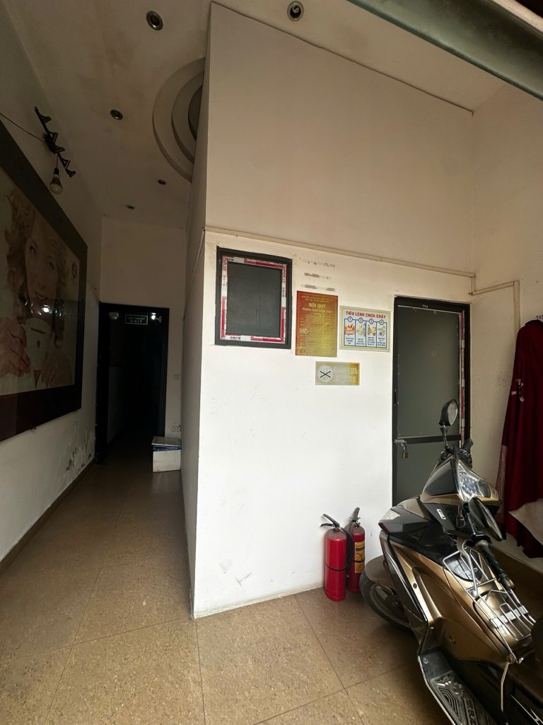 Bán nhà Láng - diện tích 125m2 3 tầng - Nhà 3 tầng đang làm căn hộ cho thuê - giá 22 tỷ