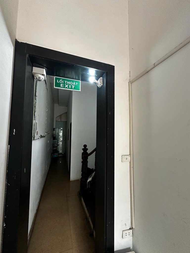 Bán nhà Láng - diện tích 125m2 3 tầng - Nhà 3 tầng đang làm căn hộ cho thuê - giá 22 tỷ