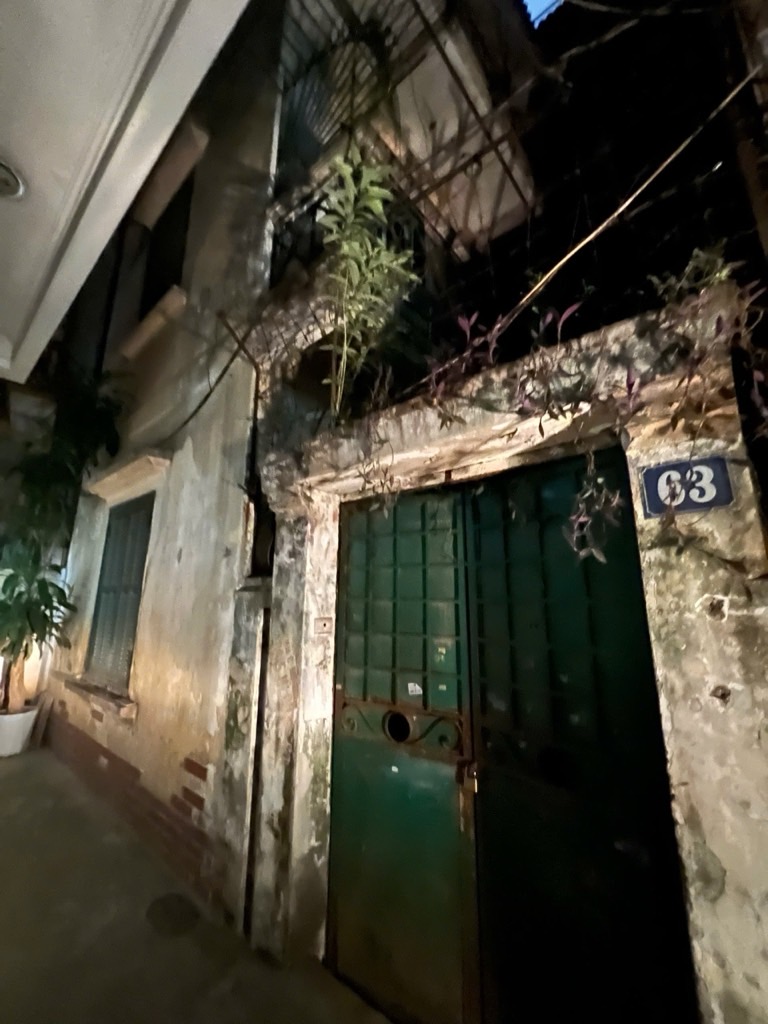 Bán nhà Láng - diện tích 76m2 3 tầng - Ngõ nông gần phố - giá 16,8 tỷ