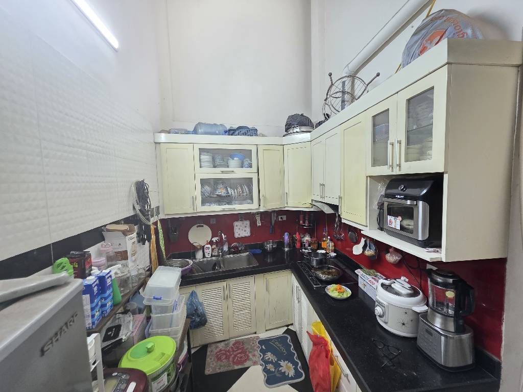 Bán nhà Ngõ chợ Khâm Thiên - diện tích 45,8m2 4 tầng - Mặt tiền rộng - giá 11,8 tỷ