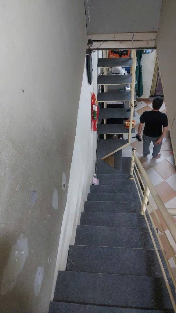 Bán nhà Nguyễn Công Trứ - diện tích 20m2 2 tầng - Lô góc 3 mặt thoáng - giá 4,2 tỷ