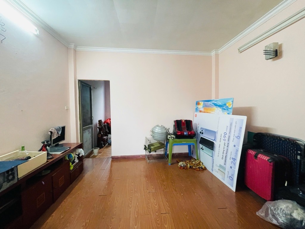 Bán nhà Đặng Tiến Đông - diện tích 26.7m2 5 tầng - Ô TÔ TRÁNH - giá 20 tỷ