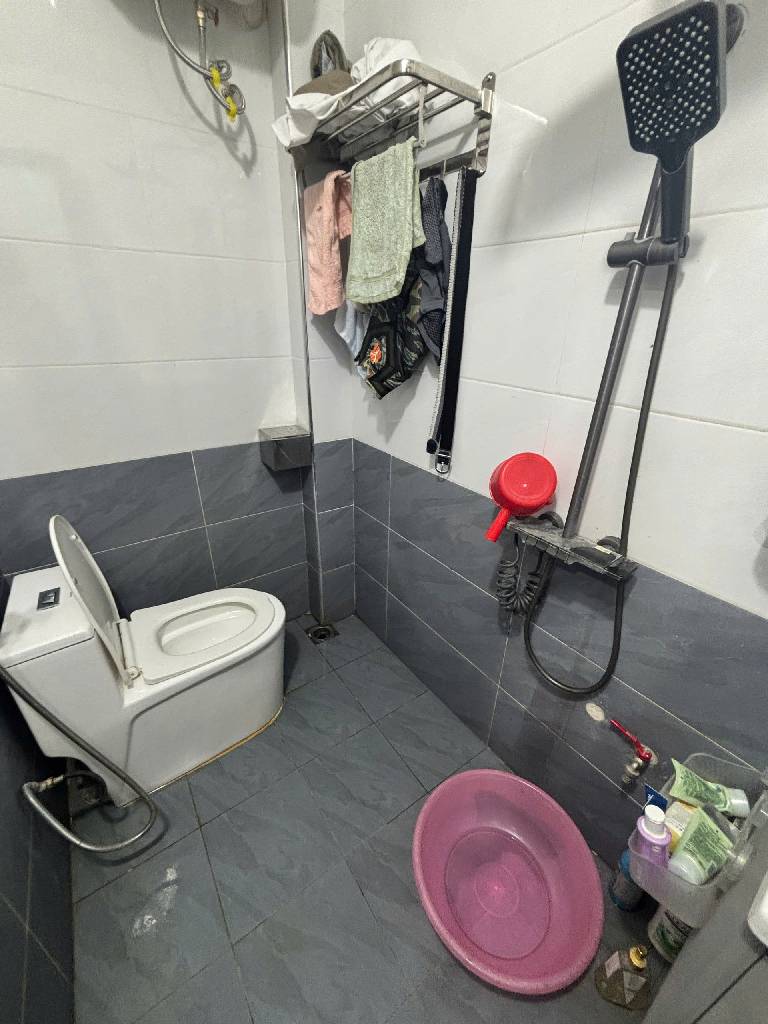 Bán nhà Vĩnh Hoàng - diện tích 28m2 2 tầng - Ô tô đỗ cửa - giá 1,75 tỷ