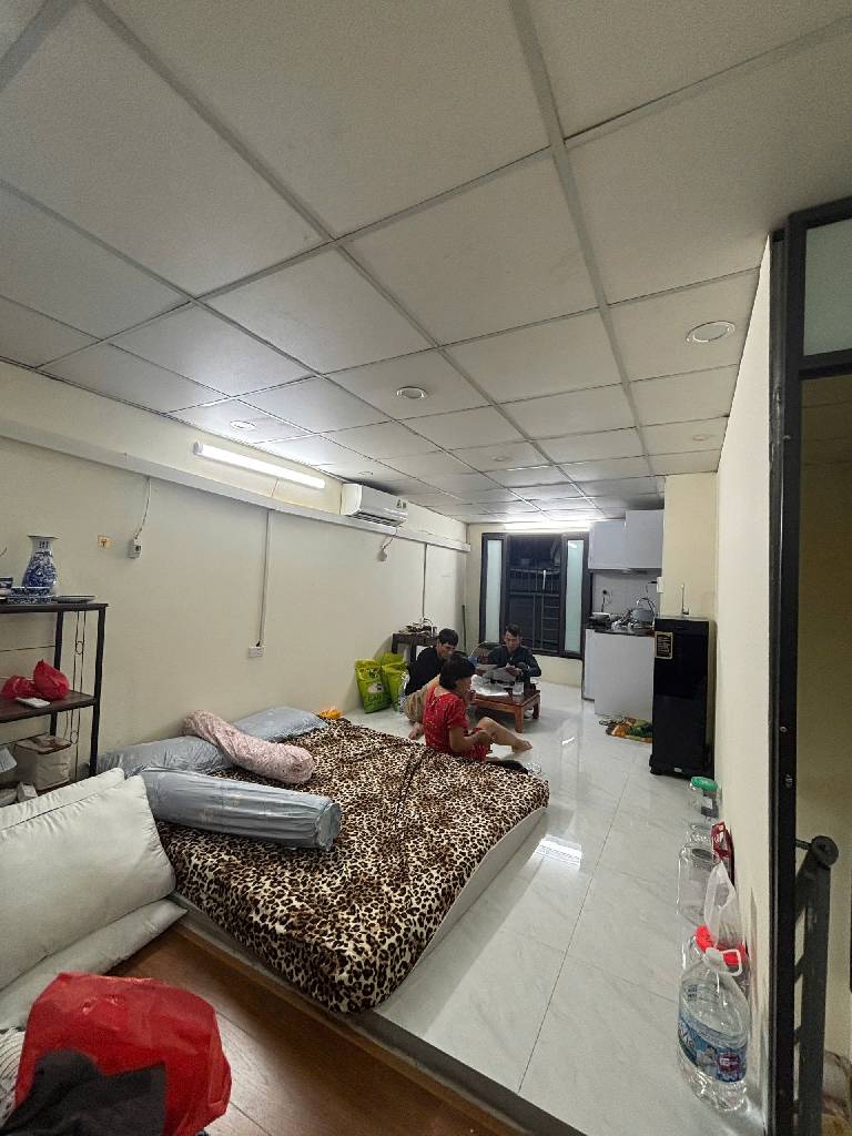 Bán nhà Vĩnh Hoàng - diện tích 32m2 2 tầng - CỰC HIẾM NHỎ - giá 1,7 tỷ