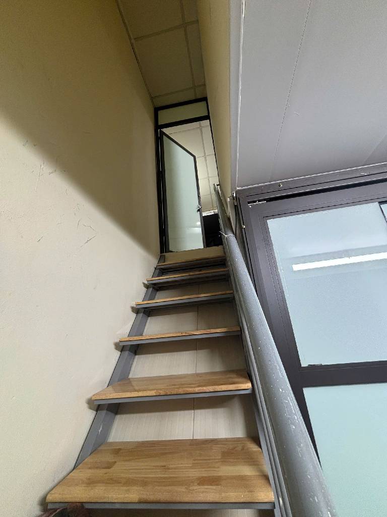 Bán nhà Vĩnh Hoàng - diện tích 32m2 2 tầng - CỰC HIẾM NHỎ - giá 1,7 tỷ