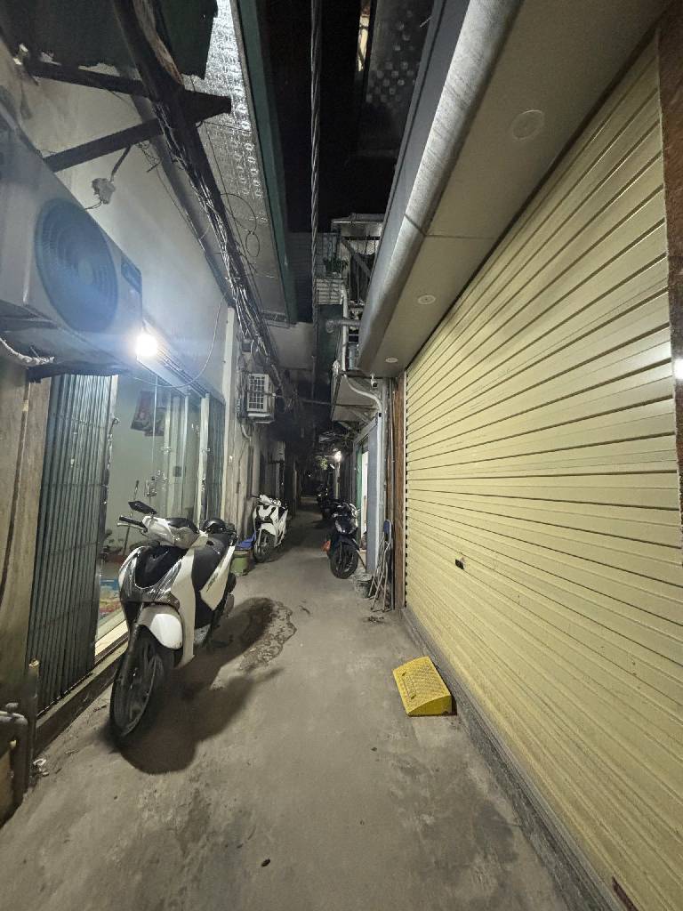 Bán nhà Vĩnh Hoàng - diện tích 32m2 2 tầng - CỰC HIẾM NHỎ - giá 1,7 tỷ