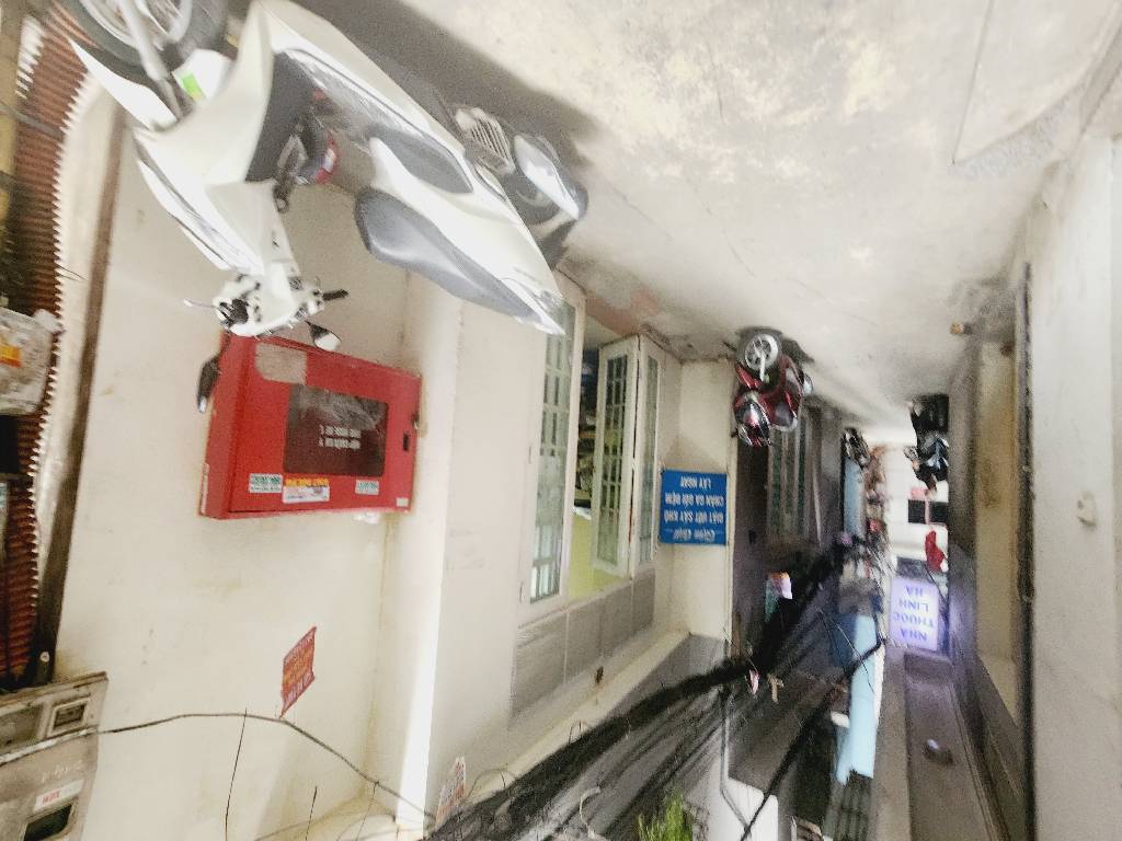 Bán nhà Pháo Đài Láng - diện tích 59m2 5 tầng - Lô góc, dân xây - giá 18,5 tỷ