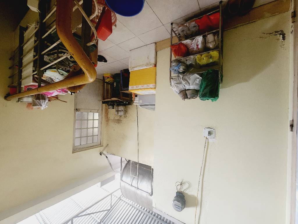 Bán nhà Pháo Đài Láng - diện tích 59m2 5 tầng - Lô góc, dân xây - giá 18,5 tỷ