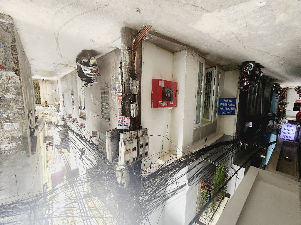 Bán nhà Pháo Đài Láng - diện tích 59m2 5 tầng - Lô góc, dân xây - giá 18,5 tỷ