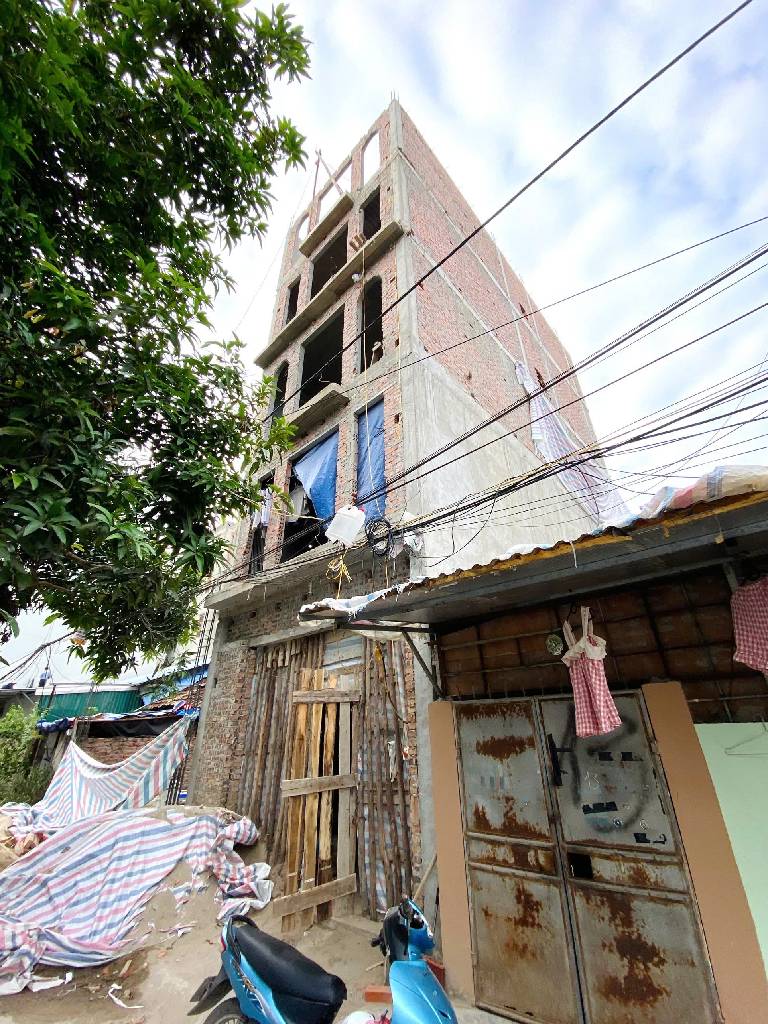 Bán nhà Nguyễn Khoái - diện tích 48.3m2 5 tầng - Ô tô tránh - giá 9,8 tỷ