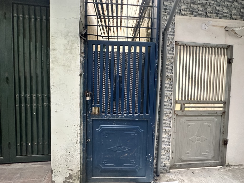 Alternative view of Bán nhà trong ngõ Ngô Gia Tự 52,3m2 x 3 tầng, Q. Long Biên - Giá 5,6 tỷ