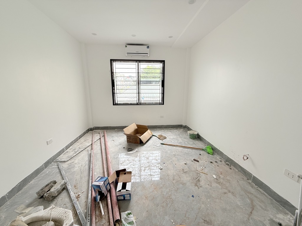 Bán nhà Trương Định - diện tích 42,2m2 6 tầng - Thang máy, xây mới cứng - giá 12,6 tỷ