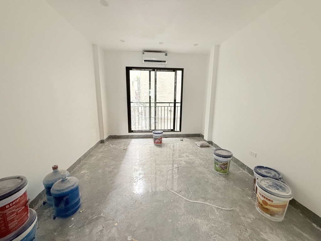 Bán nhà Trương Định - diện tích 42,2m2 6 tầng - Thang máy, xây mới cứng - giá 12,6 tỷ