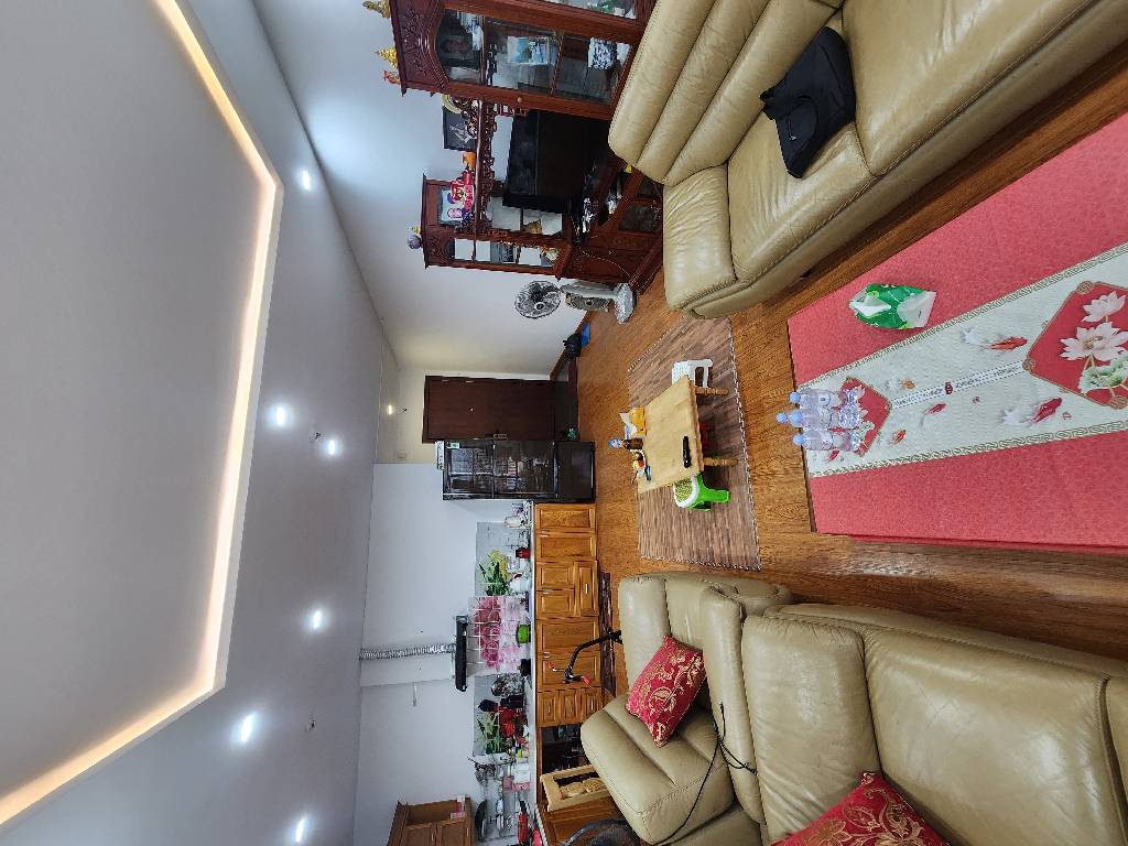 Bán nhà Đại Từ - diện tích 95.3m2 1 tầng - Lô góc thoáng sáng - giá 9 tỷ